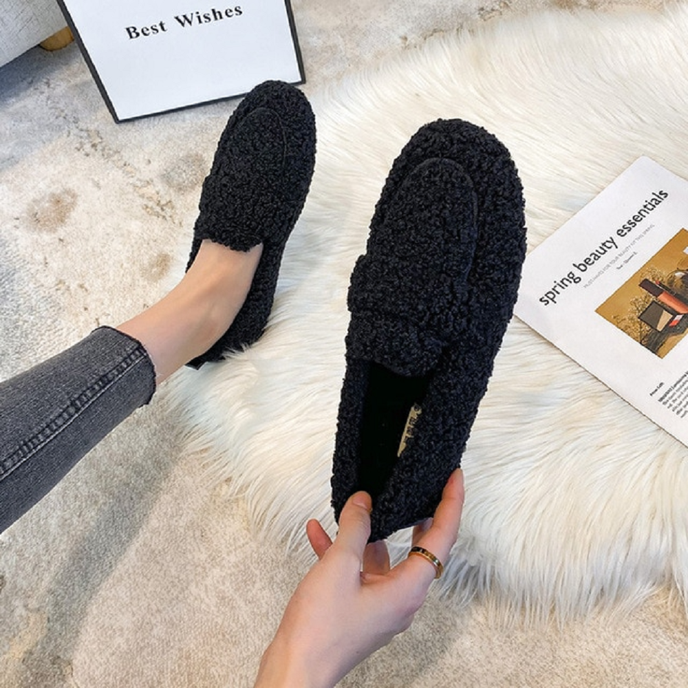 Women's winter plush shoes fashion chain round head warm loafers