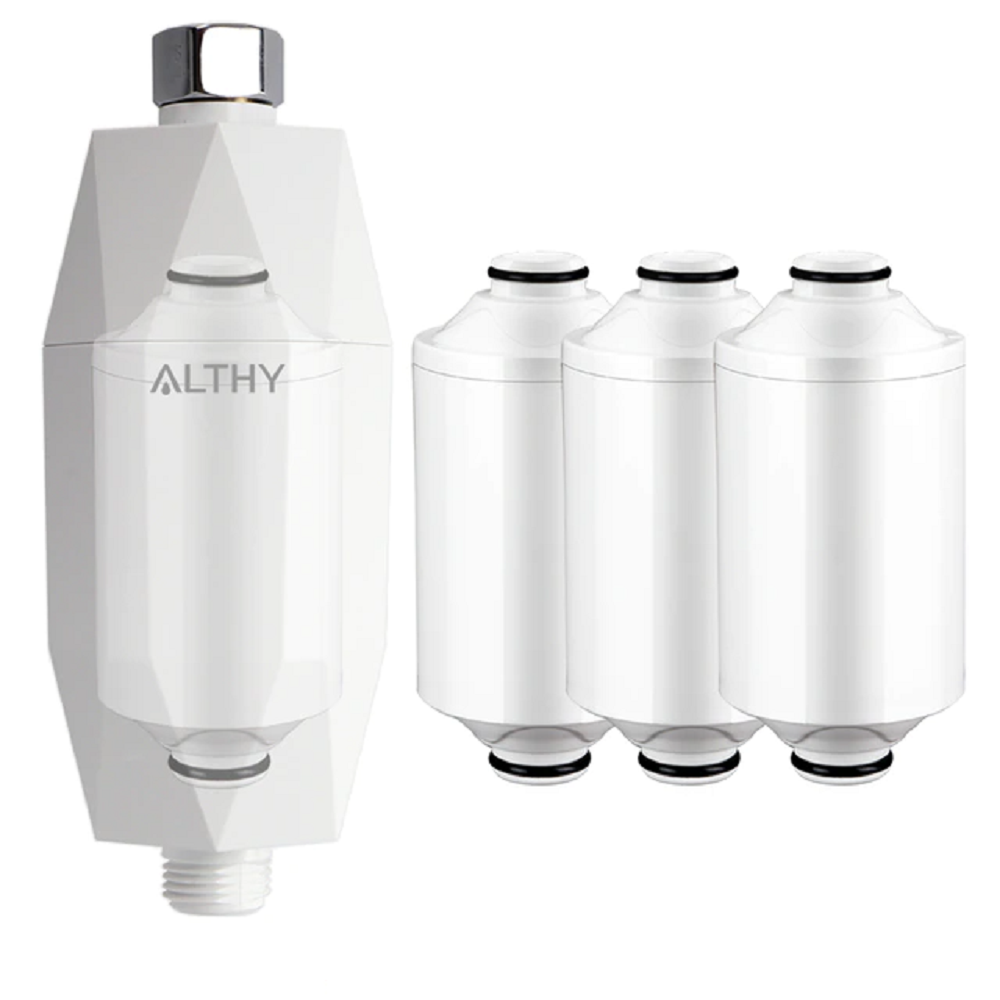 Shower filter with vitamin C revitalizing skin hair