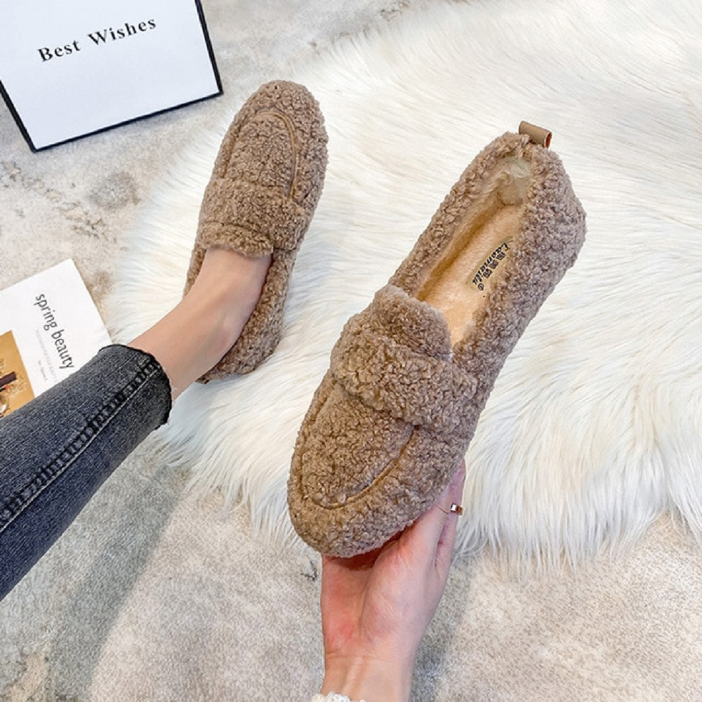 Women's winter plush shoes fashion chain round head warm loafers