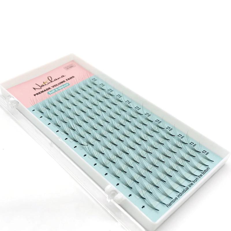 Premade eyelash extensions