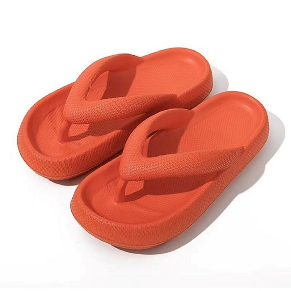 Women's thick platform flip flops beach sandals