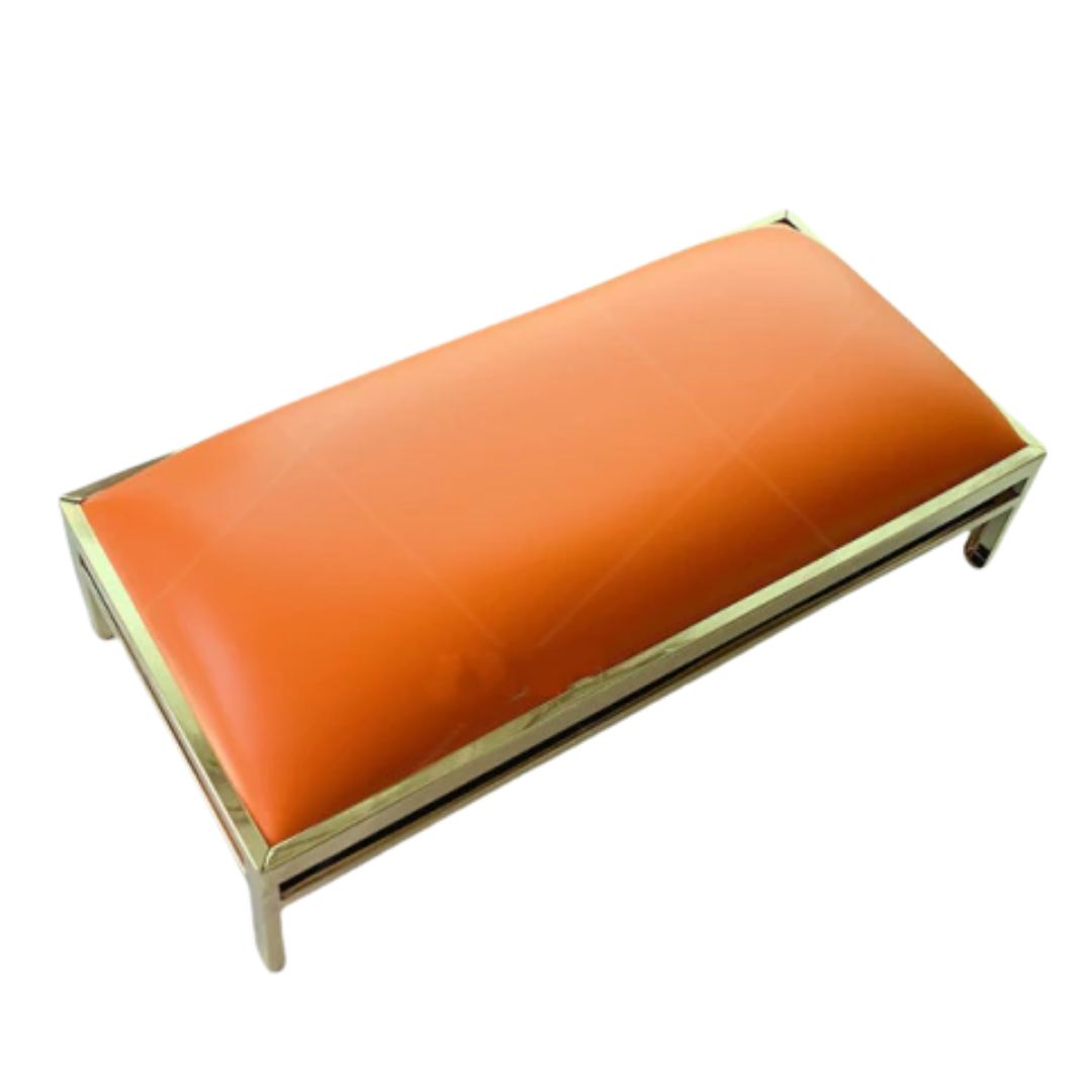 Nail art hand pillow table manihelp