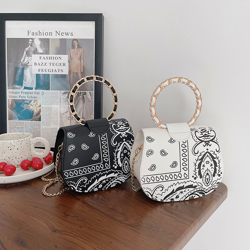 High quality leather square bags with vintage hat
